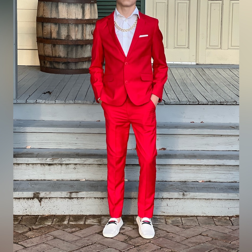 HoCo suit